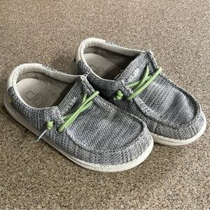 Hey Dude Wally - kids size 1, gray